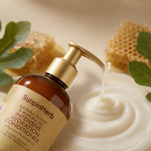 Après-shampoing nourrissant sans sulfate avec miel de Manuka et beurre de karité pour cheveux crépus, secs et abîmés - Product Image 1