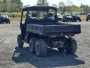 Achetez maintenant Defender 6X6 XT HD10 2025-2026 POUR ADULTES Livraison à domicile - Product Image 3