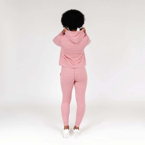 Sweat à capuche pour femme haute performance-évacuation de l'humidité, séchage rapide et parfait pour le fitness et les vêtements décontractés - Product Image 2