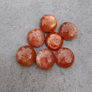 พลอยซันสโตนสีฟ้าทรงกลมแบบคาโบชอง ขัดเงา พร้อมเอฟเฟกต์เปลี่ยนสี AMAN GEMS ขายส่งจำนวนมาก สำหรับทำเครื่องประดับ ของขวัญสำหรับเธอ - Product Image 2