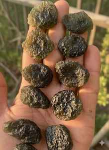 Piedra Preciosa de Moldavita Verde Meteorito Checa de Alta Calidad, Cristal en Bruto, Piedra Preciosa Suelta al por Mayor - Product Image 4