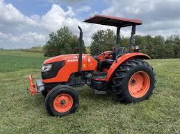 Tractor Agrícola Kubota M6040SU Multiusos 4x4 de 60HP con Sistema PTO - Product Image 3