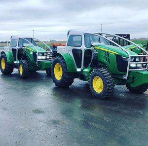 4WD John Hn Deere 3038E & 3520 Micro tracteur compact 2/4 Transmission hydrostatique à 3 gammes à entraînement par roues maintenant disponible. - Product Image 3