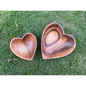 <b>Lovely</b> Acacia Wood Heart Shaped Bowl Smoothie Bowl Salad And Fruit Cream Amazing Wooden Bowl For <b>Your</b> Stylish Dining Decor - Product Image 3