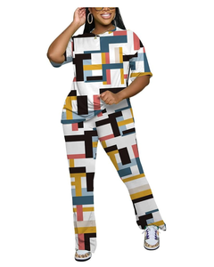 Conjuntos de 2 piezas para mujer, Top de manga corta y pantalones acampanados, conjuntos de salón, chándal de 95% poliéster, chándal de 5% Spandex - Product Image 1