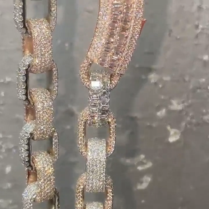 Cadena de eslabones de plata 925 con incrustaciones de moissanita VVS, estilo hip hop, para uso unisex. - Product Image 2