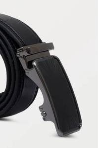 Cinturón de Vestir de Cuero Genuino Personalizado OEM 2026 para Hombre con Hebilla de Trinquete, Diseño Nuevo y Elegante de Alta Calidad, Venta al Por Mayor con Logotipo Personalizado - Product Image 3