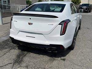 Cadillac CT4-V 2022 bien entretenue - Product Image 5