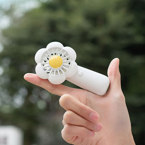 Caliente verano portátil USB recargable ventilador eléctrico Mini ventilador personal de mano para deportes al aire libre coche y RV uso - Product Image 3