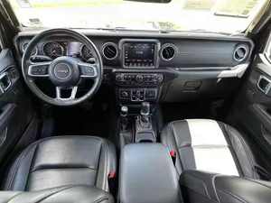 Usado 2023 Jeep Gladiator Overland - Product Image 2