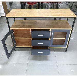 Armoire de présentation en bois de caoutchouc de style industriel KTB68112 avec cadre en fer pour meubles de salon - Product Image 5