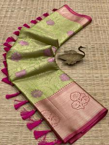 Excellente qualité nouveau concepteur vêtements modernes pour les femmes Kanjivaram soie Saree & Blouse avec tissage travail fabricant de Surat - Product Image 3