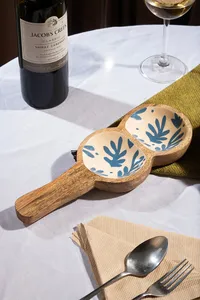 Bandeja para servir condimentos de madera tallada a mano, plato de aperitivos de doble cuenco con asa, plato para servir aperitivos, restaurante en casa, Hotel - Product Image 4