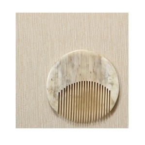 Peine de cuerno de lujo, respetuoso con el medio ambiente, herramienta hecha a mano duradera, acabado liso pulido, hecho de cuerno, perfecto para el cabello y la barba - Product Image 5