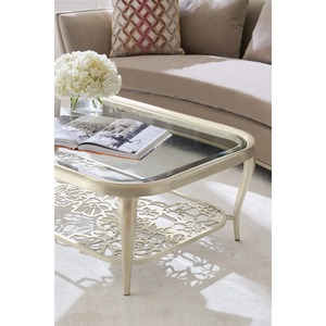 Mesa de Centro Ovalada de Lujo Hecha a Mano con Detalles en Dorado, Diseño Moderno y Ecológico, Cristal Templado - Product Image 4