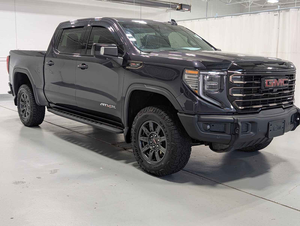 En buen estado, camioneta GMC Sierra 1500 AT4X 4WD Crew Cab 2024 - Product Image 3