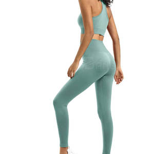 Ensemble de vêtements de sport légers pour femmes Logo personnalisé Soutien-gorge de fitness et leggings de yoga à motif solide pour l'entraînement - Product Image 3