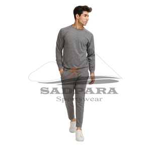 Conjunto de sudadera y pantalones de chándal con cuello redondo para hombre de otoño personalizado al por mayor, chándal para correr con logotipo para hombre - Product Image 1