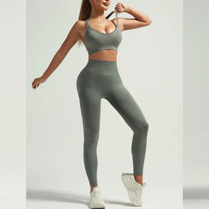 Conjunto de Yoga Personalizado de Alta Moda, Estilo Único para Mujer, Patrón Sólido, Transpirable, Ecológico, Marca Privada Frontal - Product Image 6