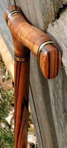 BARNIZADO 15 AÑOS TRADICIÓN fábrica personalizada diseño ÚNICO popular 122cm barnizado camping bastón de senderismo de madera bastón - Product Image 4