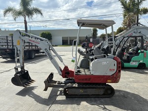 รถขุดขนาดเล็ก Takeuchi TB216 รถขุดตีนตะขาบ รถขุดไฮดรอลิกขนาดกะทัดรัดสำหรับงานก่อสร้าง - Product Image 2