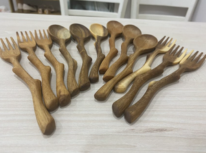 ช้อนไม้ที่เป็นมิตรกับสิ่งแวดล้อมทำจากมะพร้าวหรือไม้ยางพาราเหมาะสำหรับใช้ในครัวทุกวัน - Product Image 3