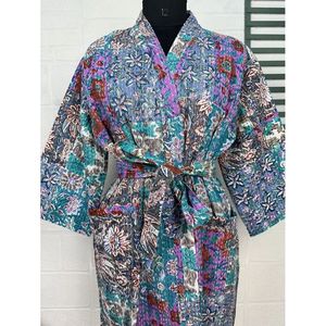 Kimono long réversible Kantha Pur pour femme, veste vert pastel, motif singe, en coton, paréo de plage - Product Image 2
