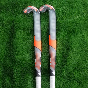 Bâtons de hockey en fibre de carbone légers personnalisés, haute qualité et designs personnalisés pour les équipes - Product Image 5