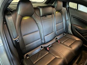 Offre exceptionnelle : Mercedes-AMG GLA 45 2018, propre et prête à être expédiée - Product Image 6