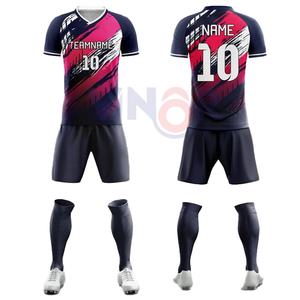 Uniforme de fútbol ligero de alta calidad para hombre logotipo personalizado impreso ropa juvenil mejor diseño usando técnica de sublimación fútbol - Product Image 2