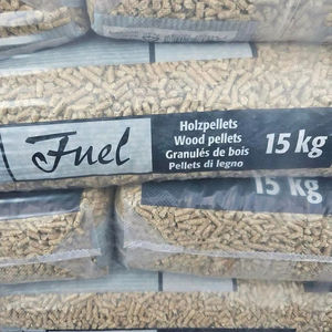 Vente en gros de granulés de bois de qualité Euro Sacs de 15-50kg Puces de bois de pin biomasse Motif de bâton de carburant Diamètre 6mm Acheter des granulés de bois de pin - Product Image 1