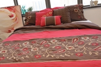 Ensemble de couette 6 pièces ultra doux et luxueux, alternative moelleuse au lit, imprimé riche, motif floral moderne bordeaux Cosmos