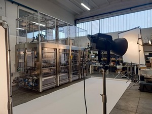 Máquina de llenado y tapado automática compacta de excelente calidad para botellas de vidrio y plástico disponible para precio de exportación - Product Image 6