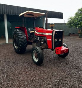 Tracteur Massey Ferguson 7720 haut de gamme à haute puissance - Product Image 4