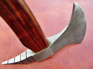 ขวานเหล็กดามัสกัสทำด้วยมือพร้อมขวานไม้กุหลาบเครื่องมือตั้งแคมป์ - Product Image 6