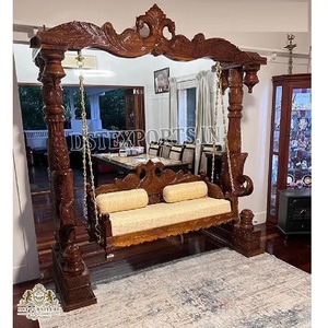 Balançoire en bois de teck indien sculptée en forme de paon, Jhula traditionnelle indienne en bois sculpté à la main, design cygne, Jhula en bois de teck sculpté à la main, USA - Product Image 1