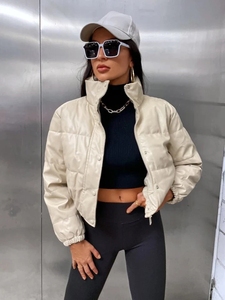 Veste d'hiver matelassée tendance de style designer avec boutons-pression et fermeture éclair de qualité supérieure, vente chaude, veste courte matelassée pour femmes - Product Image 6