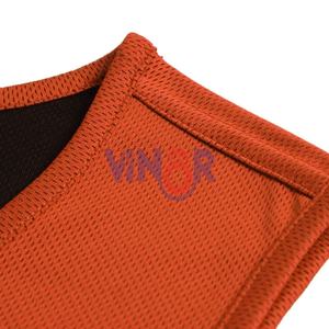 Personnalisé 100% Polyester Tissu Doux Basketball Uniforme Respirant Bonne Qualité Nom de l'équipe Imprimé Sublimation Basketball - Product Image 3