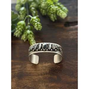 แรนดี้ บอยด์ ไวท์ บัฟฟาโลและกำไลข้อมือแฟชั่นเงินสเตอร์ลิง - Product Image 1
