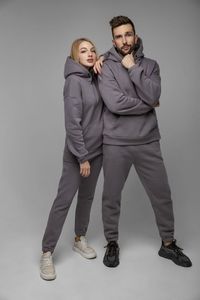 Nouveauté – Ensemble de survêtements unis pour couple, collection 2026 – Tenue de jogging et sweat à capuche pour couple, vente en gros - Product Image 2