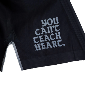 ¿Qué Características Distinguen un Excelente Kimono de Artes Marciales Mixtas y un Kimono de Jiu Jitsu? Ajuste, Sensación y Funcionalidad en Spandex/Poliéster de Secado Rápido - Product Image 6