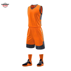 Ensemble de maillots de basket-ball d'été unisexes respirants avec broderie OEM personnalisée et logo sublimé Vêtements de basket-ball en maille respirante - Product Image 2