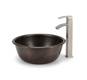 Bol de pédicure rond en cuivre artisanal avec texture martelée, drainage sans tuyau, écologique, siège et dossier fixes pour usage en spa - Product Image 3