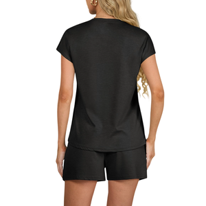 2025 ensemble de shorts athlétiques doux pour femmes haut à séchage rapide et short à cordon confort à la mode Options de logo personnalisé - Product Image 2