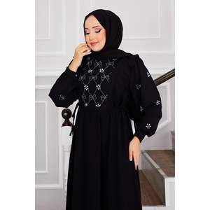 Robe de soirée modeste Hijab avec nœud sur le côté et design de pierre sur le devant noir - Product Image 3