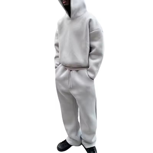 Conjunto Deportivo de Alta Calidad para Hombre, Ropa Deportiva Personalizada, Estilo Urbano, Talla Grande, Bordado, Sudadera Corta con Capucha y Cremallera y Pantalones Deportivos - Product Image 2