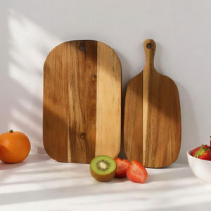 Planche à découper en bois de qualité supérieure TIMELESS CRAFT, surface en bois solide, finition lisse, écologique, passe au lave-vaisselle, ustensiles de cuisine - Product Image 5