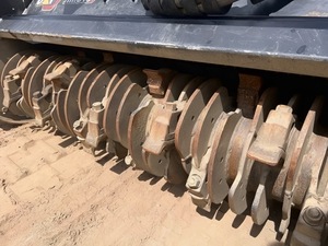 Chargeuse compacte Caterpillar 299D3 de 2023 avec moteur diesel Euro 5 EPA CE, broyeur forestier, pompe à roulements, occasion en bon état - Product Image 2