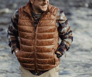 Chaqueta Acolchada de Poliéster para Hombre, Estilo Urbano, Transpirable, Resistente al Viento, Cómoda, Moderna, Ropa de Invierno, Gran Venta, Servicio OEM - Product Image 1