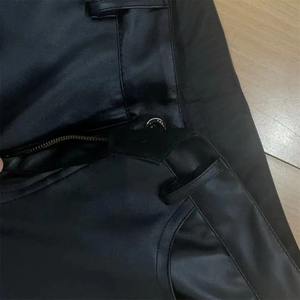 Pantalon en cuir pour homme coupe ajustée élastique à la mode pantalon de motard en cuir véritable pantalon mince de soirée et de danse pour discothèque - Product Image 6